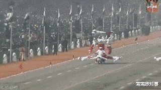 疊羅漢001.gif