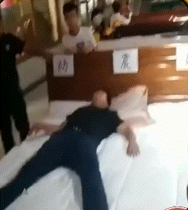 防震床01.gif