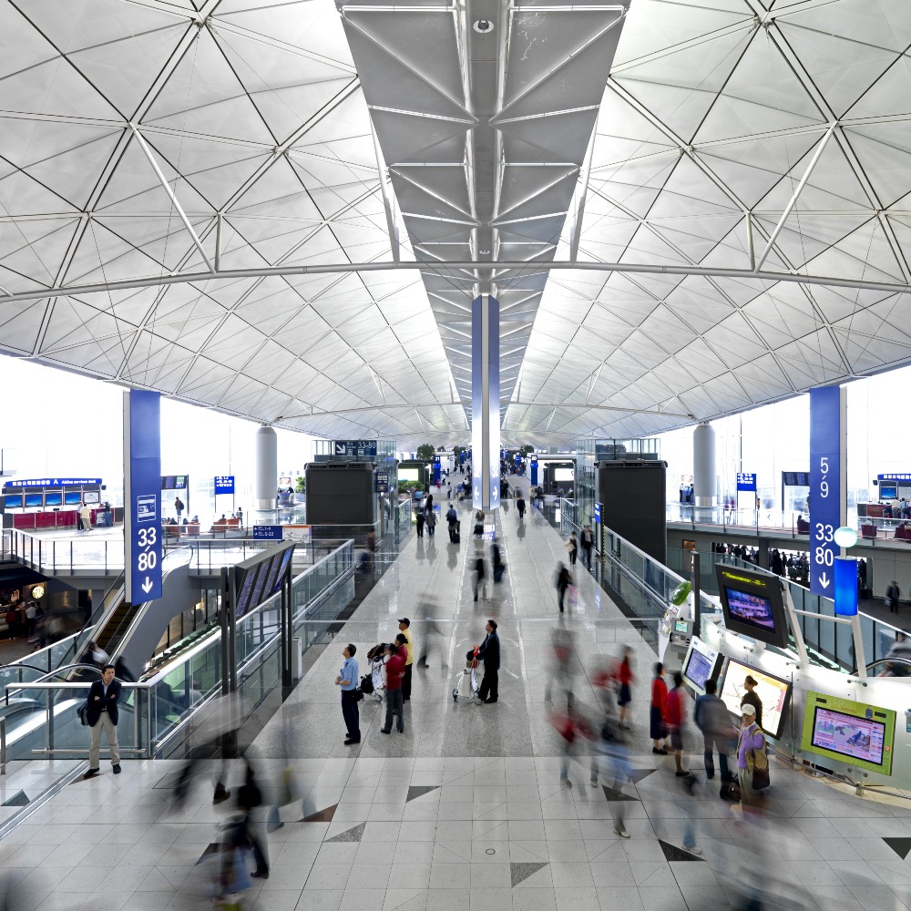 當代中國-飛凡香港-當年今日香港國際機場取代舊啟德創造經濟新機遇_x1.jpg.jpg