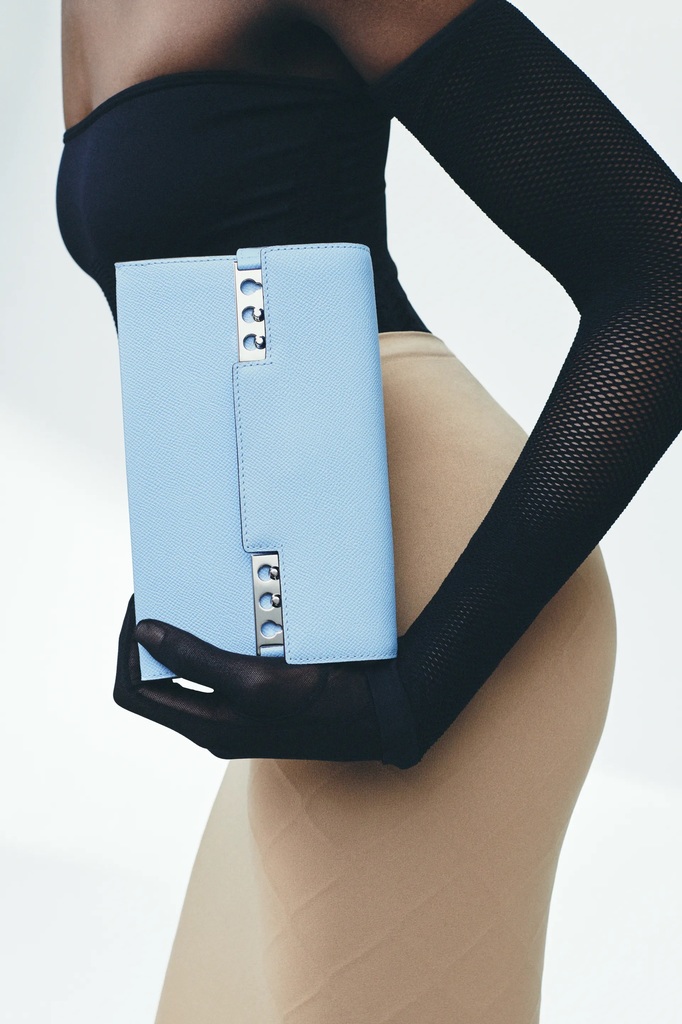 Delvaux01.jpg