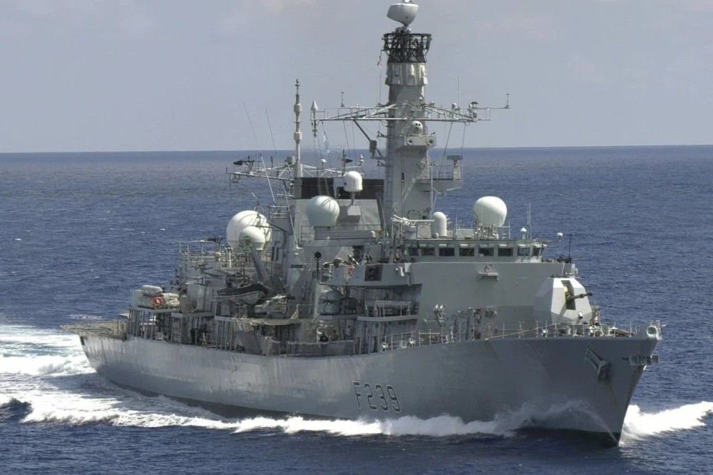 航母護航巡防艦「里契蒙」號（HMS Richmond）。.jpg