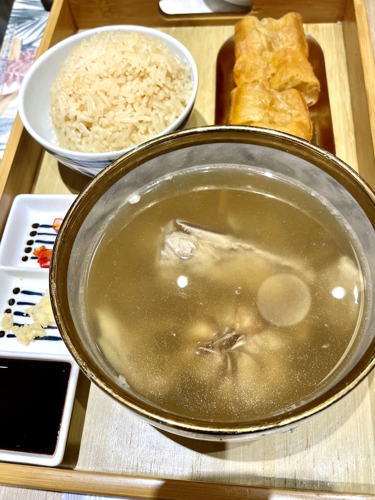 新加坡白胡椒肉骨茶.jpg