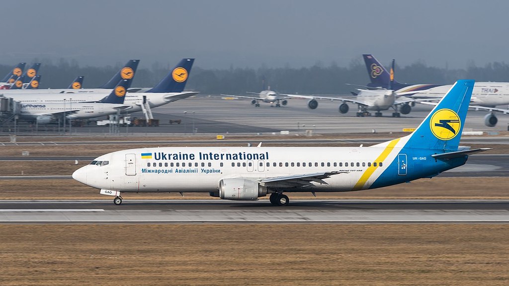 Ukraine_International_Airlines_Boeing_737-4Z9_UR-GAO_MUC_2015_02.jpg