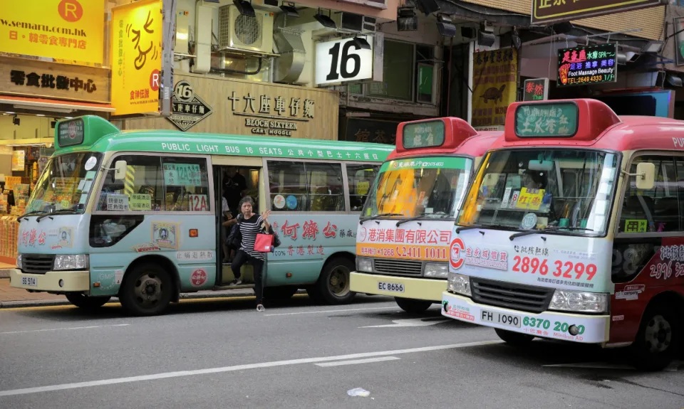 小巴牌價800萬變70萬 小巴車主傳被Call Loan 潮聯會員都有份.jpg