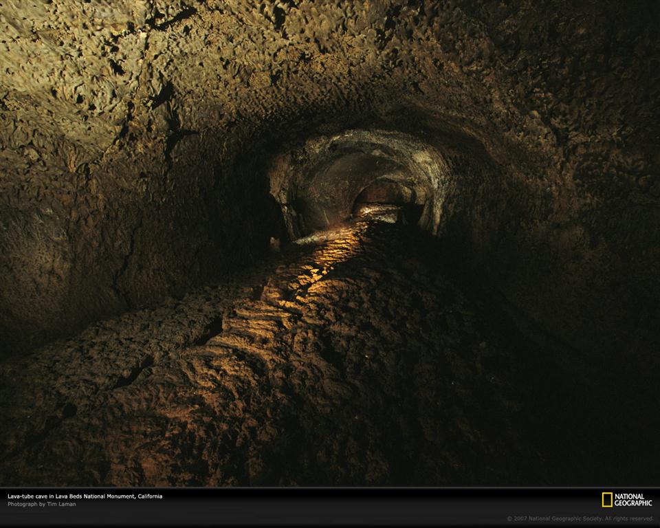 2_Lava_Tube_Cave.jpg