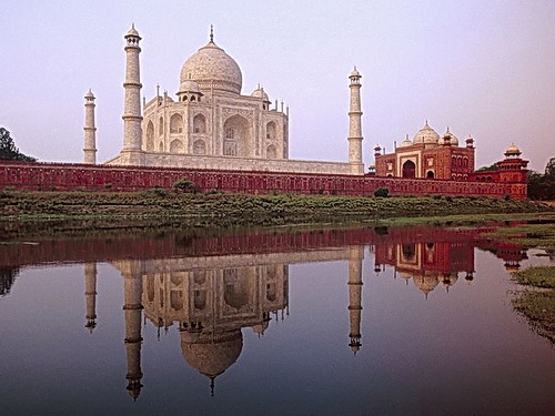 Taj%20Mahal%20Agra%20Uttar%20Pradesh%20India.jpg