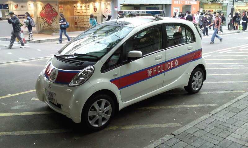 Sensible_Hong_Kong_Police_car.jpg.jpg