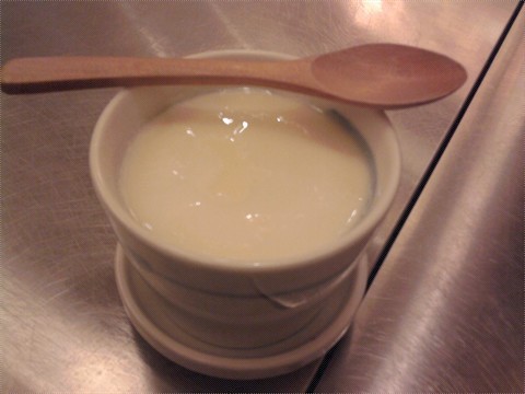 北海道牛乳燉蛋白.jpg