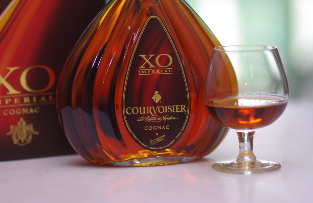 Courvoisier X.O..jpg