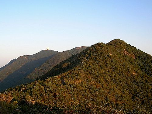 畢拿山.jpg