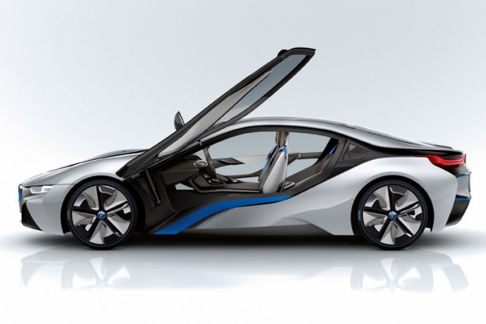 BMWi_i8_Gallery_Exterior_01-1.jpg