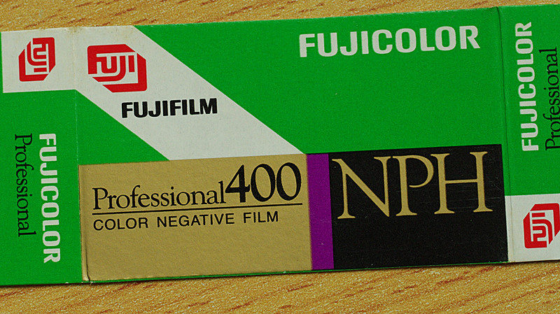 FUJI NPH-400.jpg