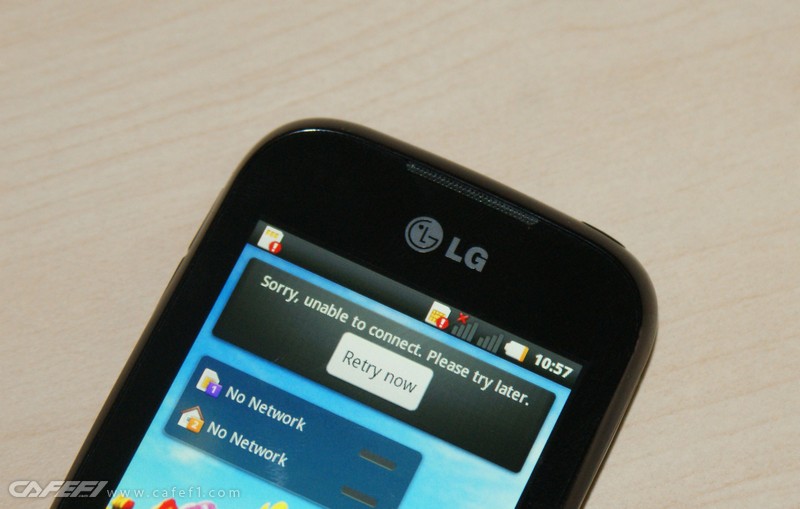 LG Optimus Net Dual P698 3G8.jpg