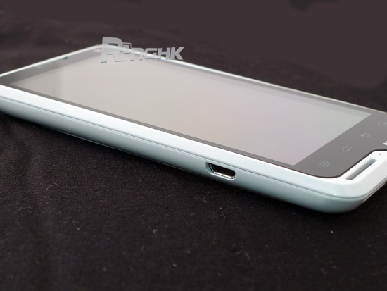motorola_xt615_07.jpg
