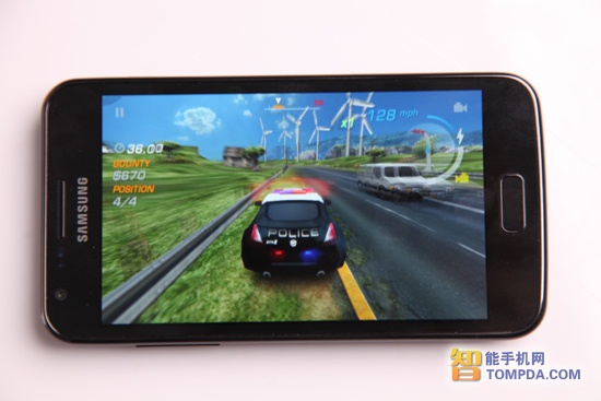 23.極品飛車：完美運行。正常遊戲20分鐘，機身只有輕微發熱.jpg