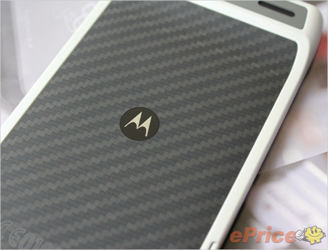 hichong_3_Motorola-XT910-RAZR_438996f18b0d650010b65e16f68d22cf.jpg