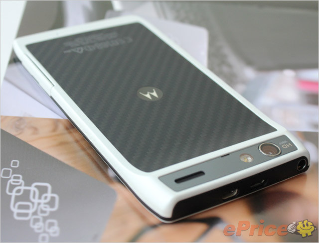 hichong_3_Motorola-XT910-RAZR_fd0fa505c13f0250d2ab8d2842482a06.jpg