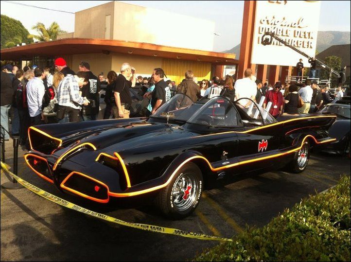 batmobile_california_parade_06.jpg