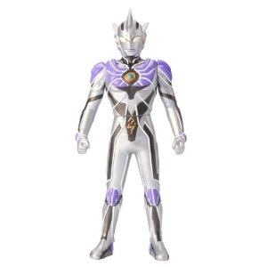 8 Ultraman Legend (Cosmos + Justice).jpg