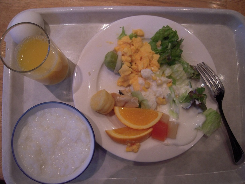 香港時間6：00開餐，冇胃口夠清淡