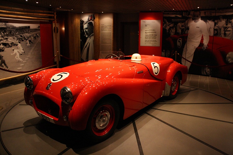 157.JPG