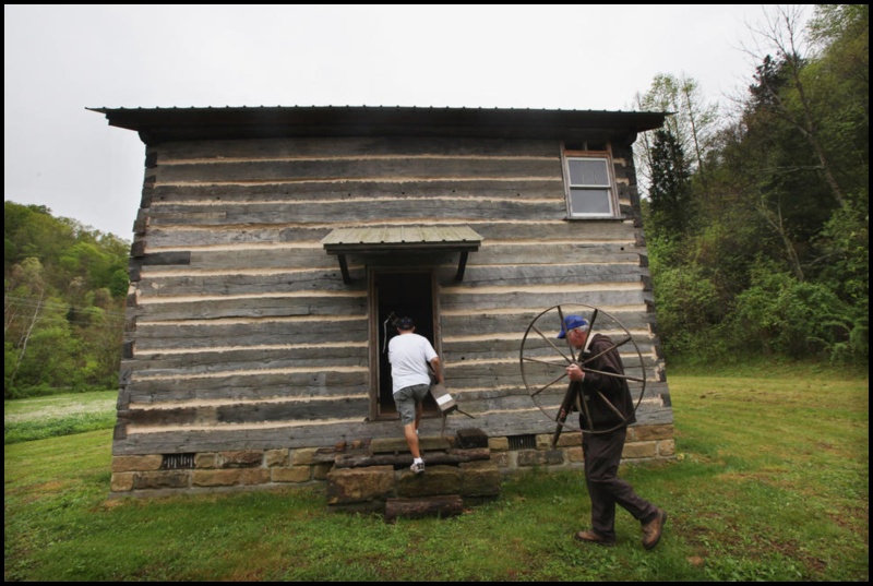 appalachia022.sJPG_950_2000_0_75_0_50_50.jpg