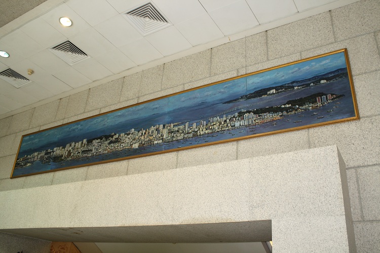 050.JPG