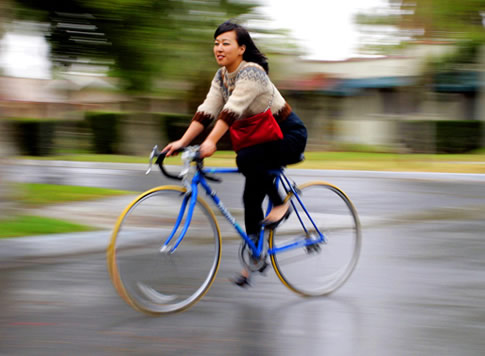 girl-chic-bike-riding.jpg