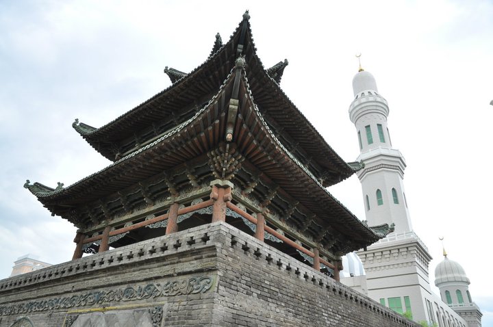 伊犁_清真寺.jpg