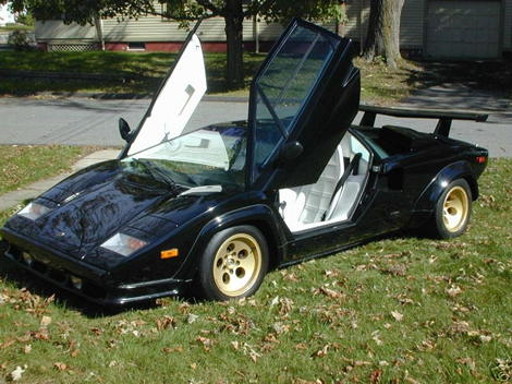 Lamborghini-Countach-QV.jpg