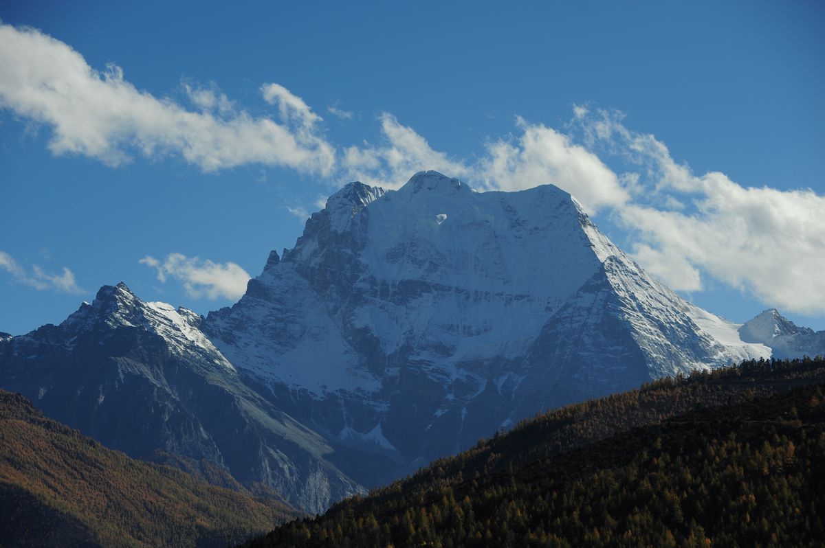 稻城_阿丁_030_神山.jpg