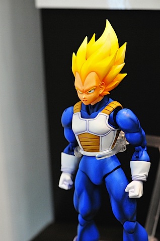 SHFiguarts-Dragon-Ball-Kai-Vegeta-Preview-03.jpg