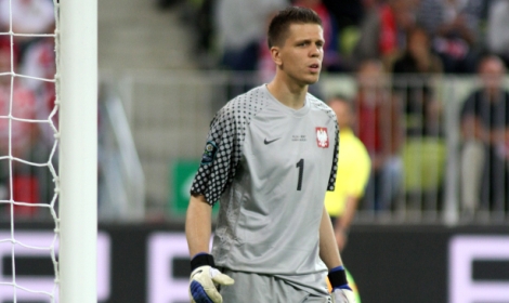 wojciech_szczesny_stoi_polska_niemcy_newspix09_2011_470.jpeg