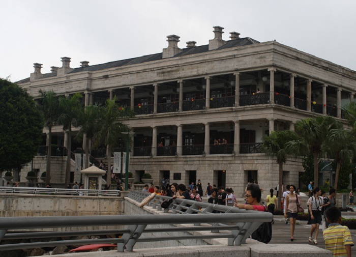 145.JPG
