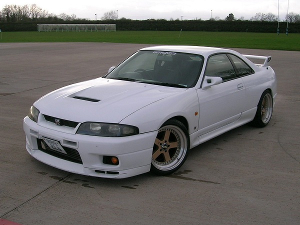 Skyline GT-R23.jpg