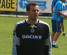 225px-Samir_Handanovic_(Udinese)_-_cropped.jpg