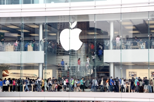 first-apple-store-hongkong-2.jpg