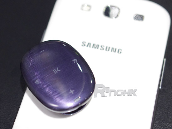 20120806_samsung_w1_01.jpg
