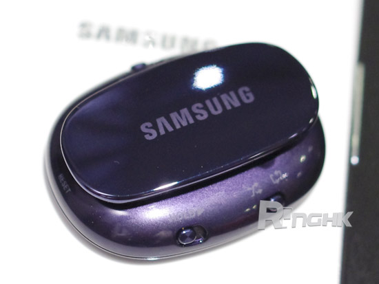20120806_samsung_w1_03.jpg