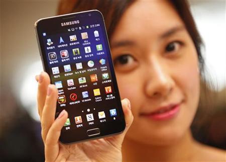 Galaxy Note 2 in August.jpg