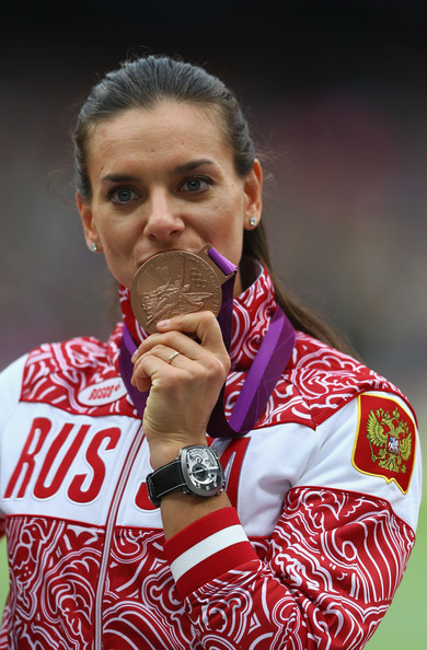 Elena Isinbaeva Olympics Day 11 Athletics qz6h2bzVxpBl.jpg