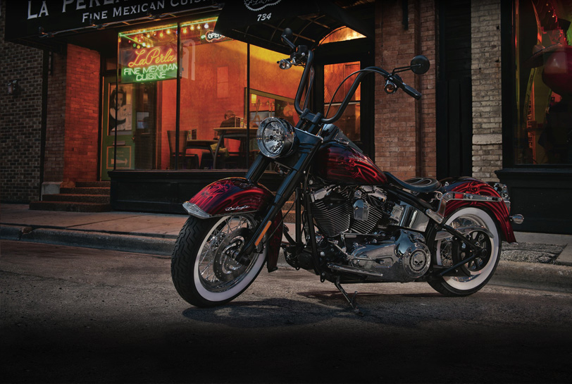 12-softail-deluxe-CUSTOMIZED.jpg