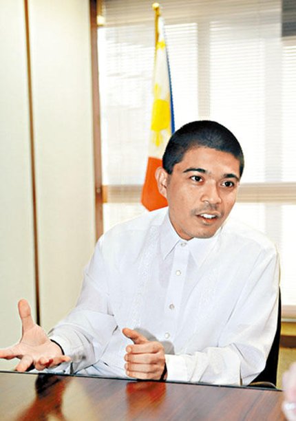20120827ap04y.jpg