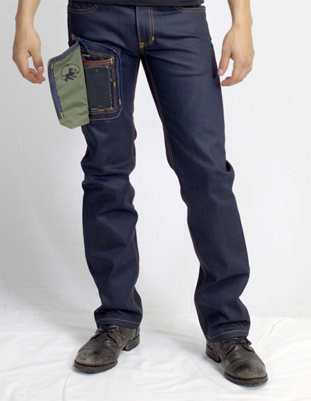 iphonejeans06.jpg