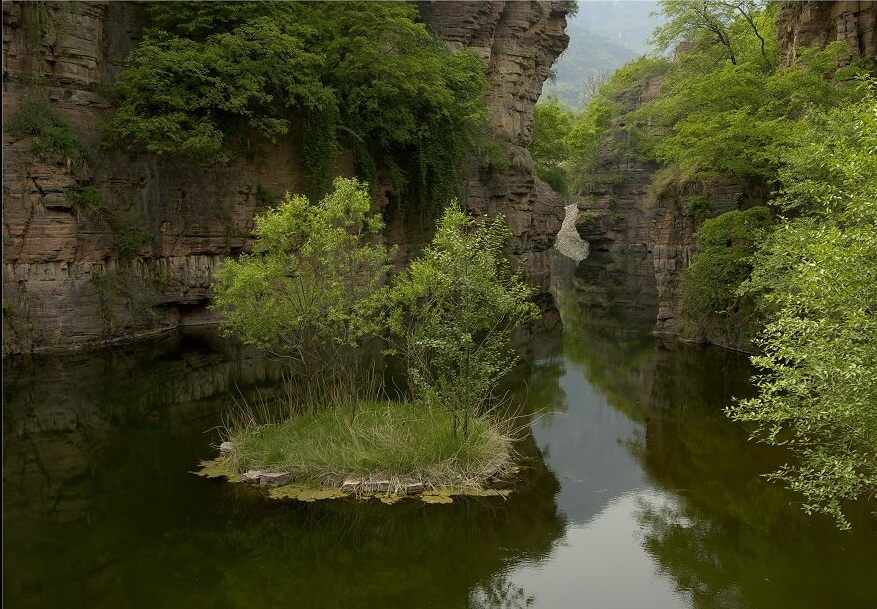 102256_126854高下平湖，郭亮村附近.jpg