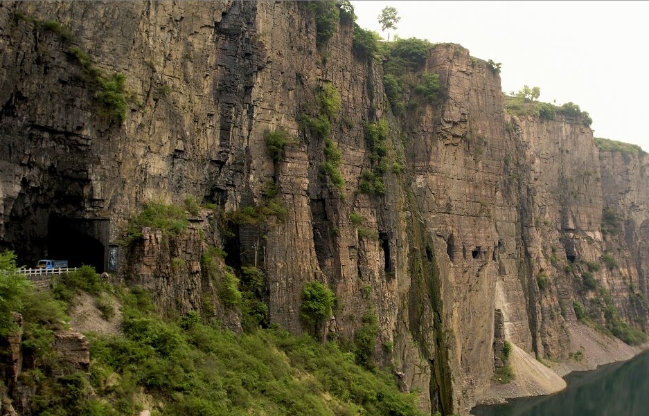 102256_12687河南辉县到山西陵川的公路.jpg