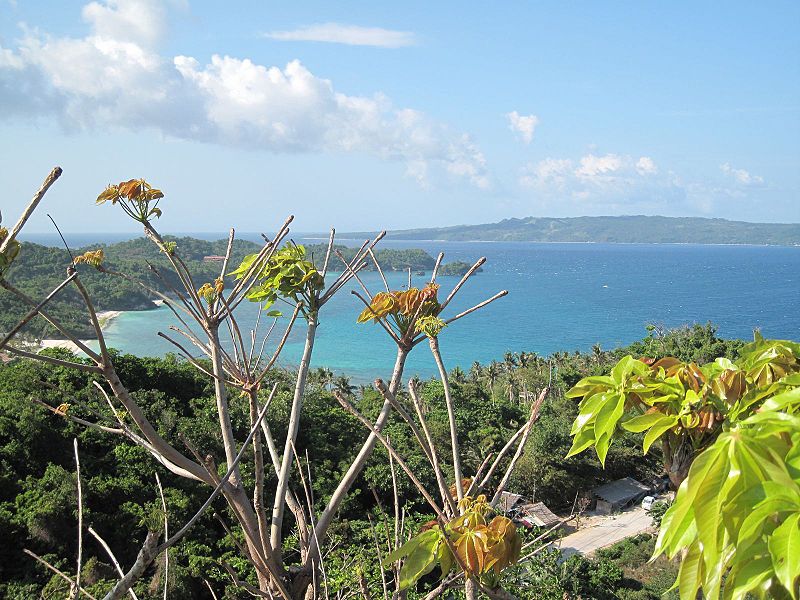 800px-Boracay_Mt_Luho.jpg