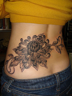 women-lower-back-tattoos-designs (1).jpg