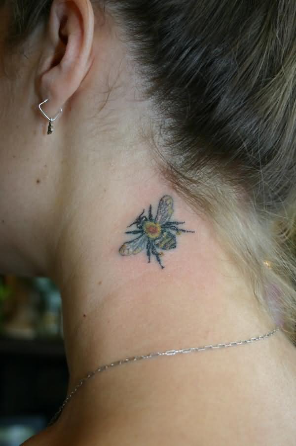 neck-back-tattoos-for-girls1.jpg