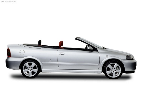 Holden-Astra_Convertible.jpg